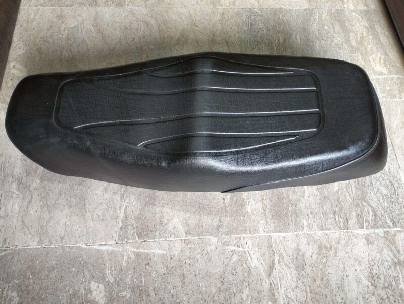 Seat CD70 New Model Black Base 1500g-Rizq