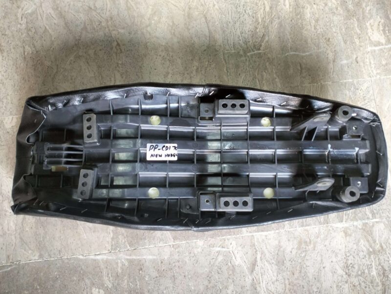 Seat CD70 New Model Black Base 1500g-Rizq - Image 2