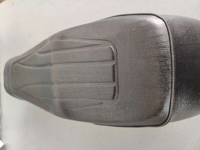 Seat CD70 New Model White Base 1500g-Rizq - Image 3