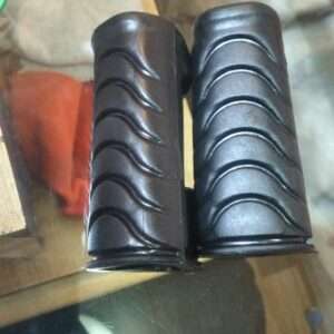 Footrest Bar Rubber Set Front CD70 A Quality - Utech